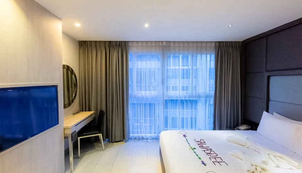 هتل سنتارا لایف اونیو پاتایا